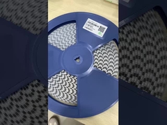 mit einer Breite von mehr als 20 mm