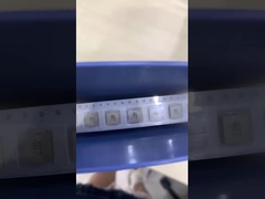 mit einer Breite von mehr als 20 mm